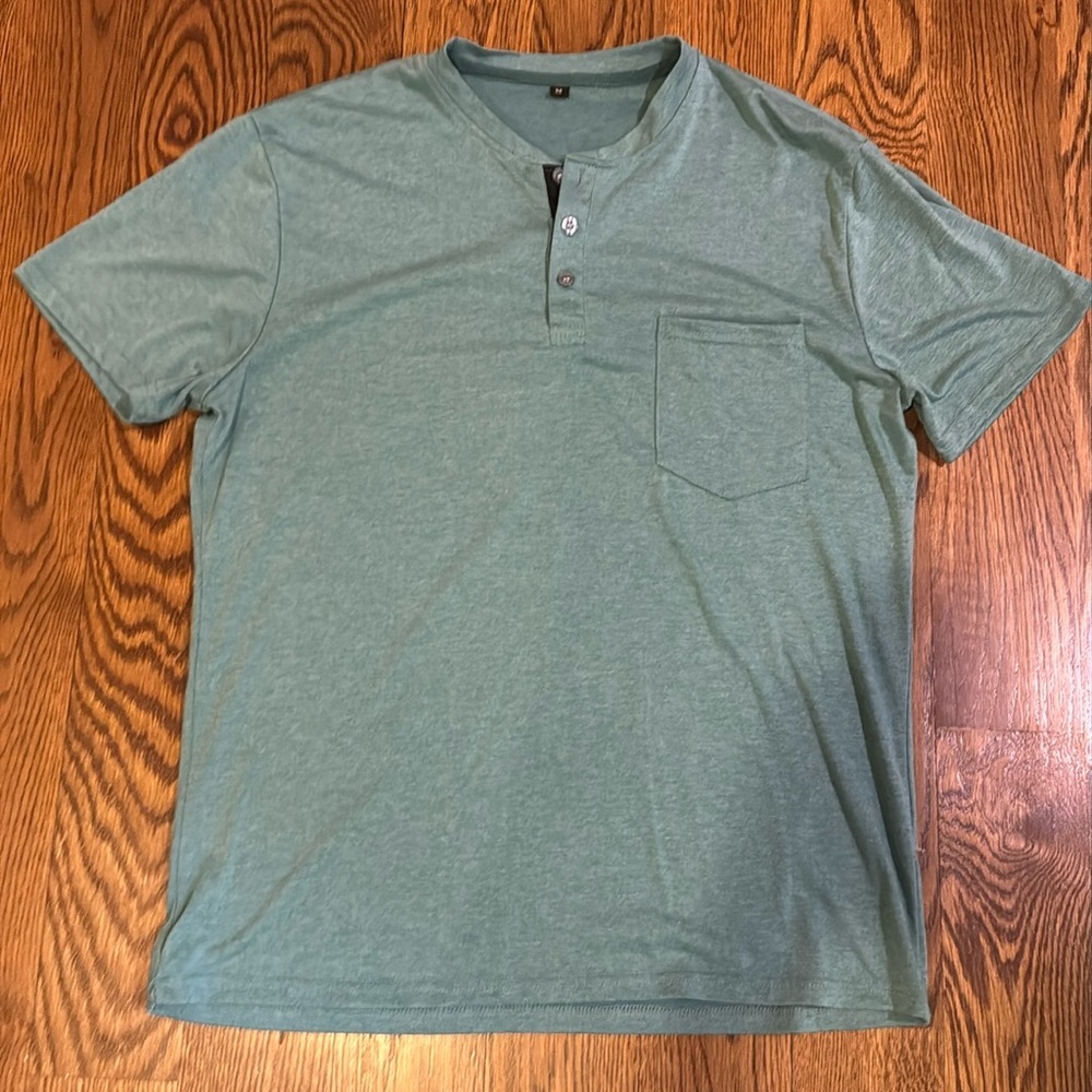 Men’s Blank Green Shirt
